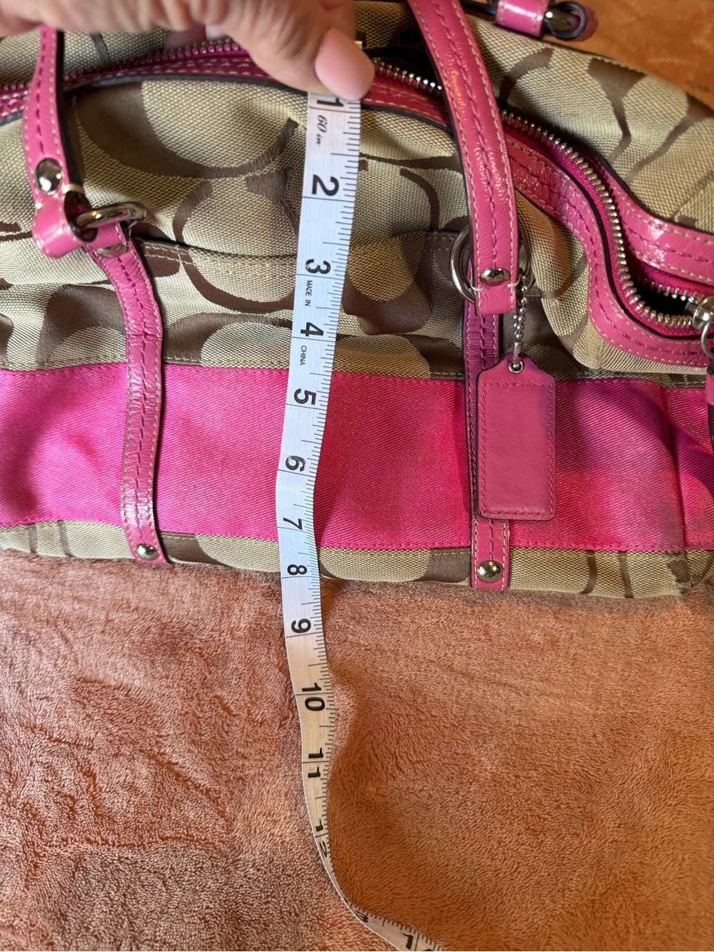 Coach Beige Signature Satchel with Pink Trim - Picture 6 of 6